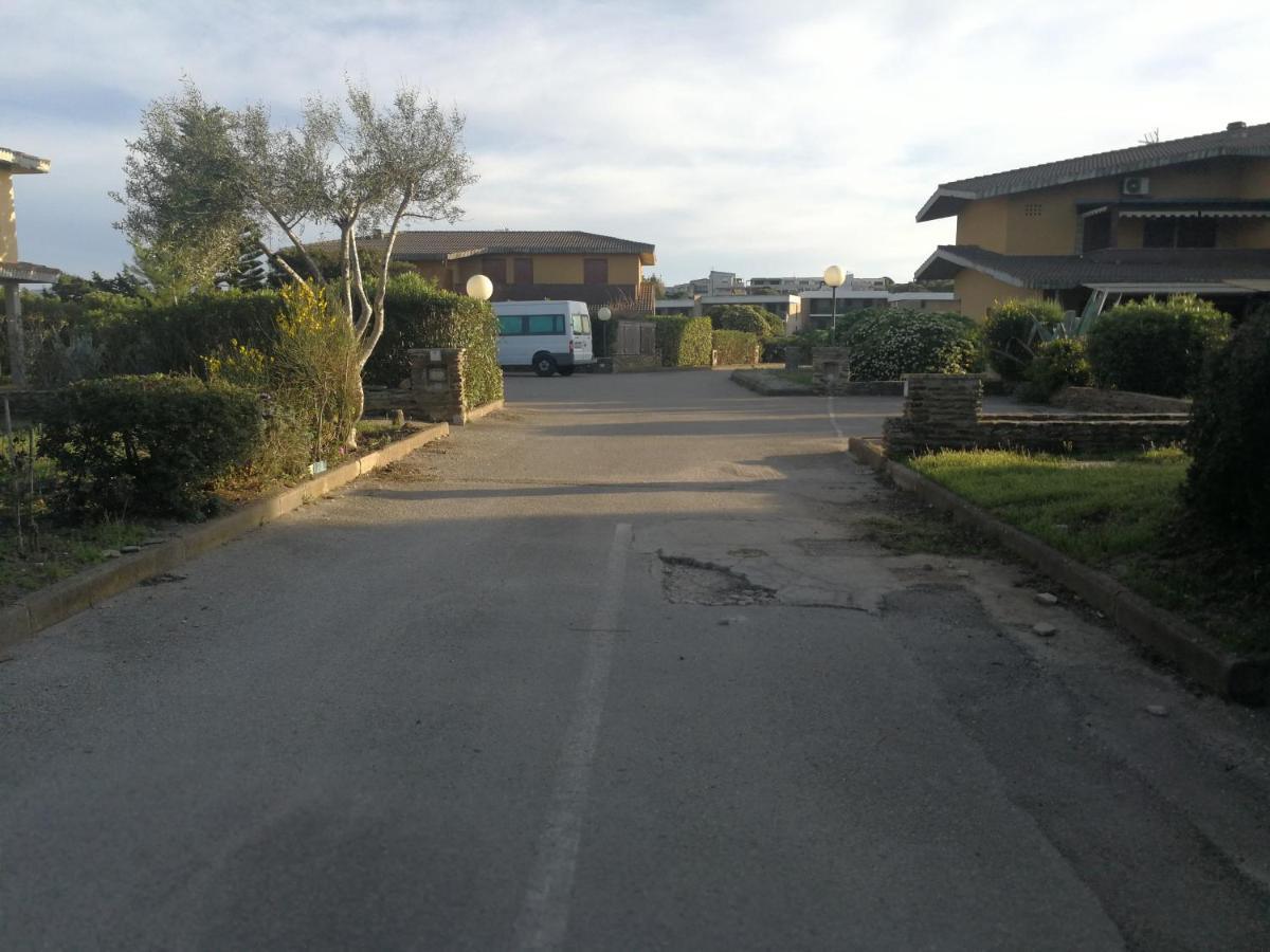 L' Elicriso, A Pochi Passi Dal Mare Con Giardino Privato - The Elicriso, A Few Meters From The Sea, With Private Garden Apartment Stintino Exterior photo