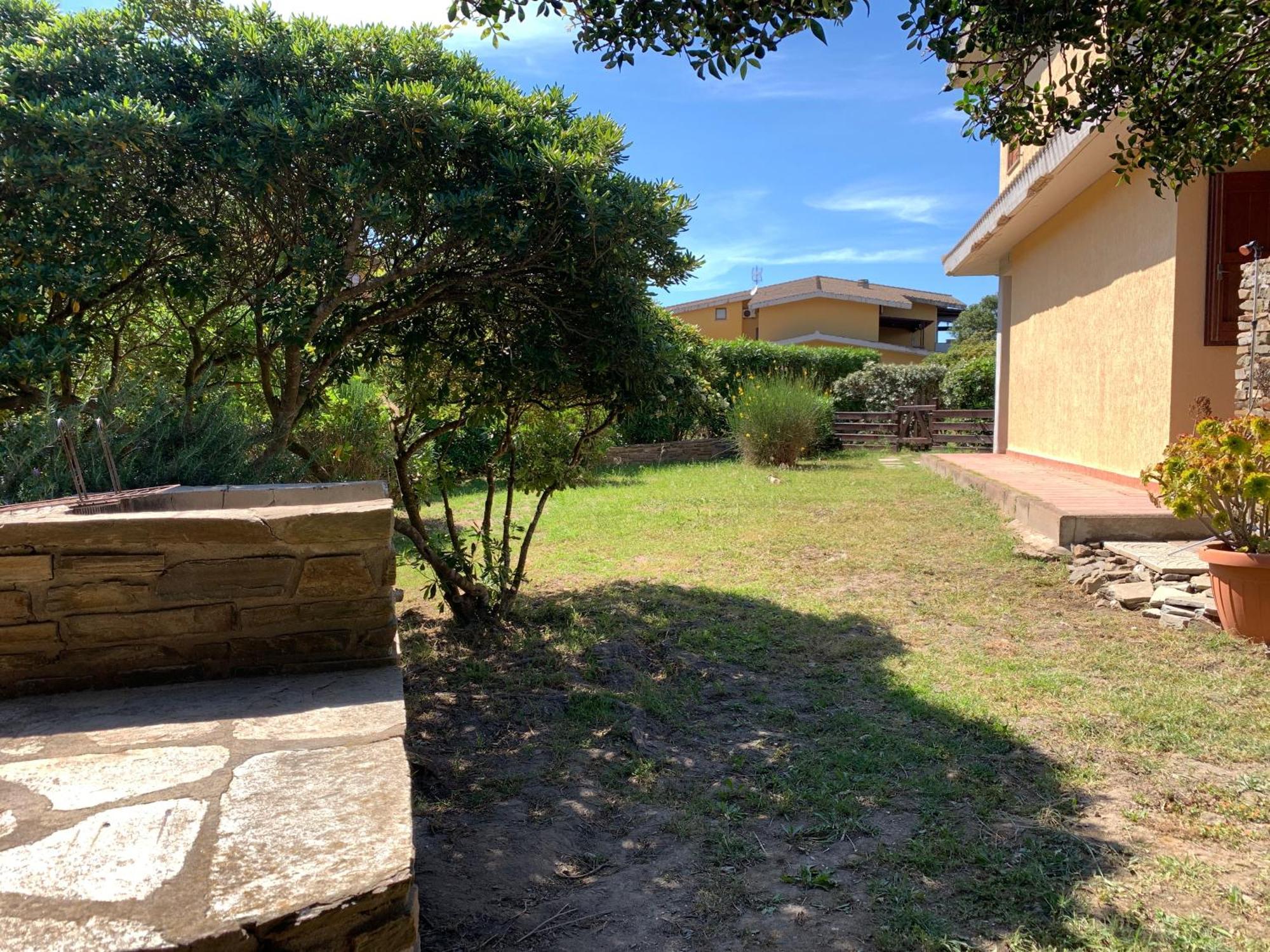 L' Elicriso, A Pochi Passi Dal Mare Con Giardino Privato - The Elicriso, A Few Meters From The Sea, With Private Garden Apartment Stintino Exterior photo